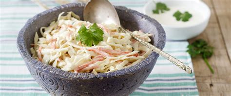 Egészséges coleslaw joghurtos öntettel