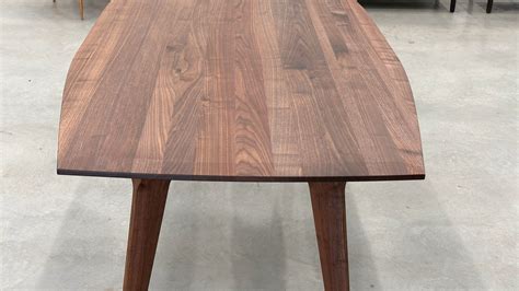 Amerikai fekete diófa bútor