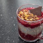 réteges meggyes chia puding
