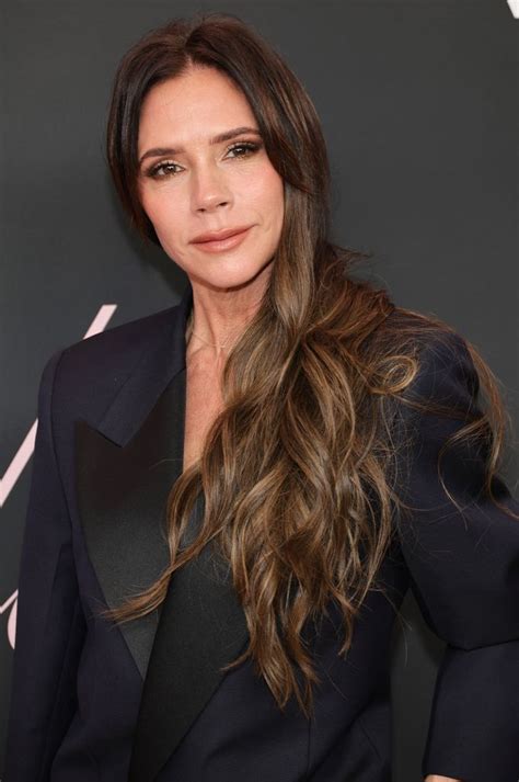 Victoria Beckham salátát eszik