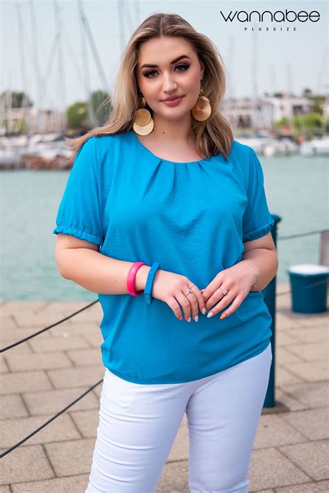 Öltözködési tippek plus size nőknek