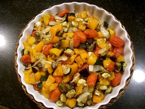 Különböző zöldségek rakott fogásokhoz