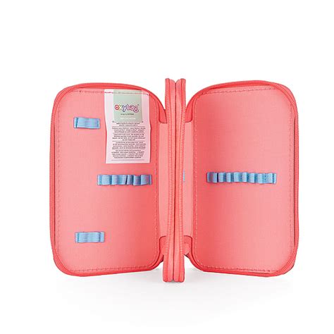 Két emeletes tolltartó belső elrendezése