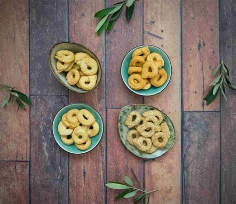 Taralli tál, bor és olívaolaj