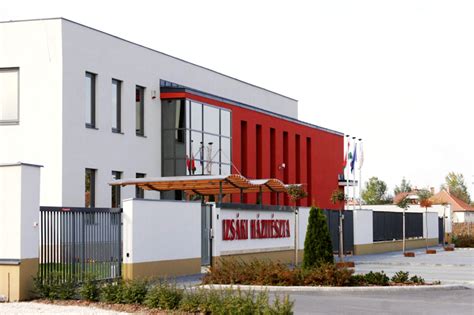 Az Izsáki Házitészta Kft. fejlődését bemutató idővonal