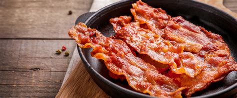 Sült ropogós bacon szeletek