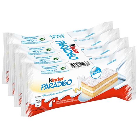 Kinder Paradiso szeletek tálalva, porcukorral meghintve