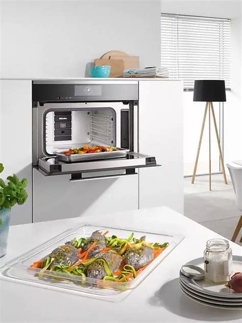 Miele DGM 6800 kombinált gőzpároló és mikrohullámú sütő