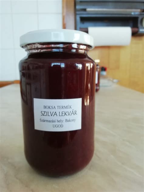 Szilvalekvár üveg