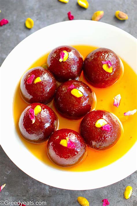 Gulab Jamun tálalva