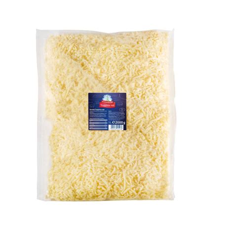 Reszelt sajt halmozva sütőpapíron