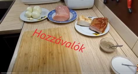 Hozzávalók csirkemájsalátához