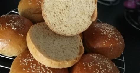 Hagyományos és modern hamburger zsemlék összehasonlítása