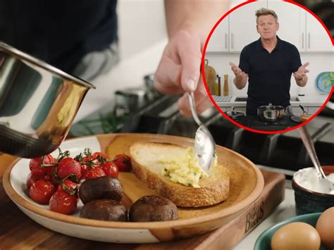 Gordon Ramsay rántottája kovászos kenyérrel