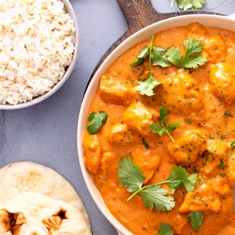 Infografika: a curry csirke basmati rizzsel makrotápanyag-tartalma