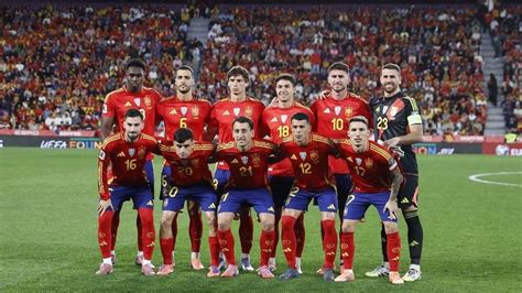 Válogatott spanyol tapasok egy asztalon