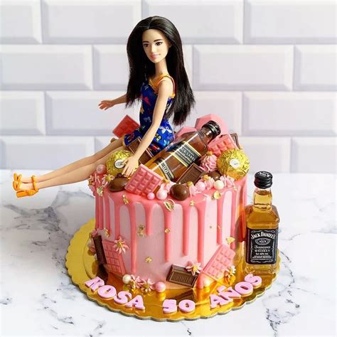 Barbie torta piskóta