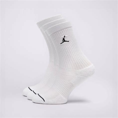 Zokni töltése poly pellets-szel