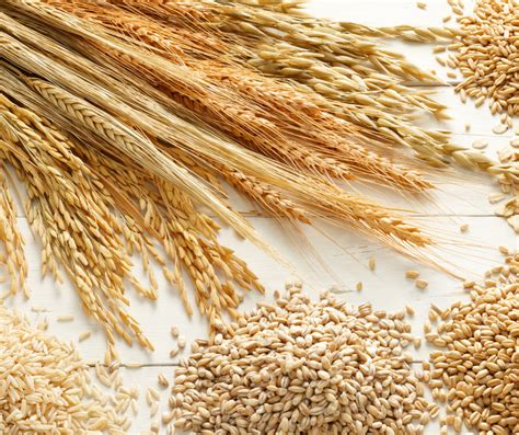 Különböző lisztek és gabonafélék