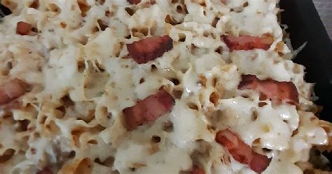 Rakott tészta reszelt sajttal