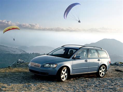 Légterelő a Volvo V50 oldalnézetből