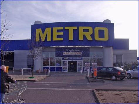 METRO Szombathely épület