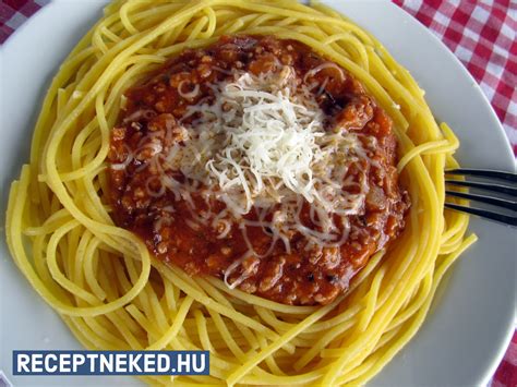 Spagetti darált húsos szósszal