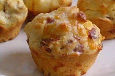 Sós zabmuffin különböző feltétekkel