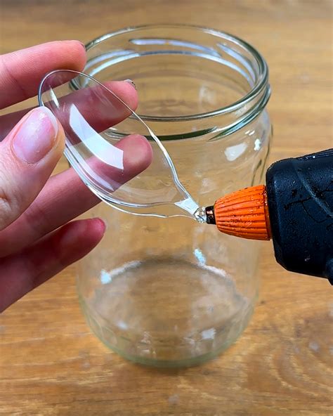 DIY váza Nutella üvegből