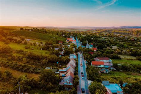Etyek-Buda borvidék panorámája szőlőültetvényekkel