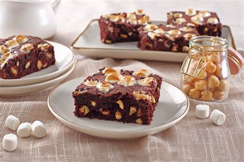 Mogyorós brownie szelet