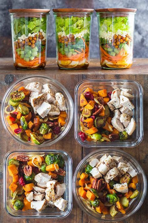 Meal prep dobozok és ételkészítés