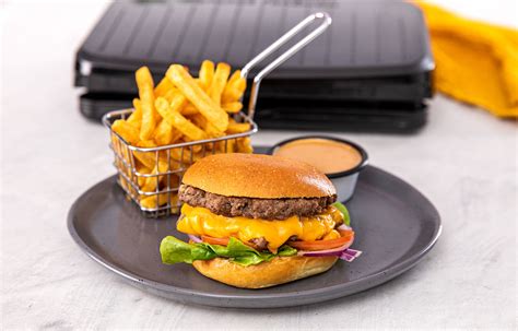 Készülő pub burger a George Foreman grillen