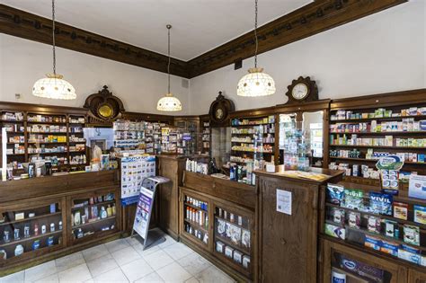 Régi patika belső tér