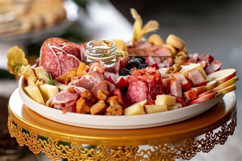 Hidegtál füstölt kacsamellel