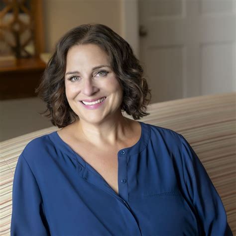 Jennifer Weiner aktivista profil