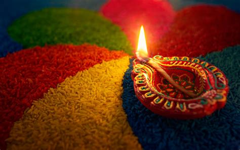 Diwali ünnepség gyertyákkal és fényekkel
