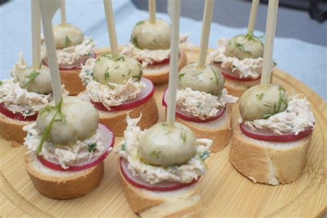 tonhalas falatkák tálalva