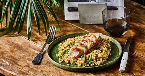 tálalt parmezános bulgurrizottó csirkemellel