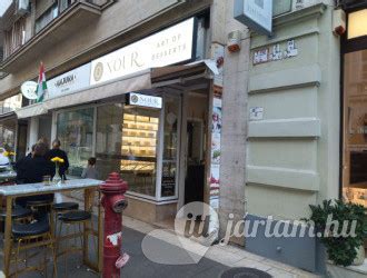 A Nour - Art of Desserts budapesti üzletének bejárata