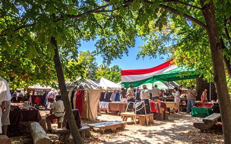 Német gyümölcsös piac (Wochenmarkt) hangulatát idéző kép