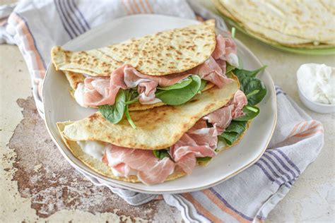 Piadina tálalás