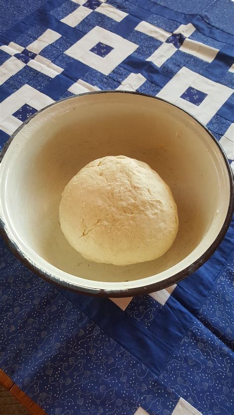 Pizzatészta készítésének fázisai