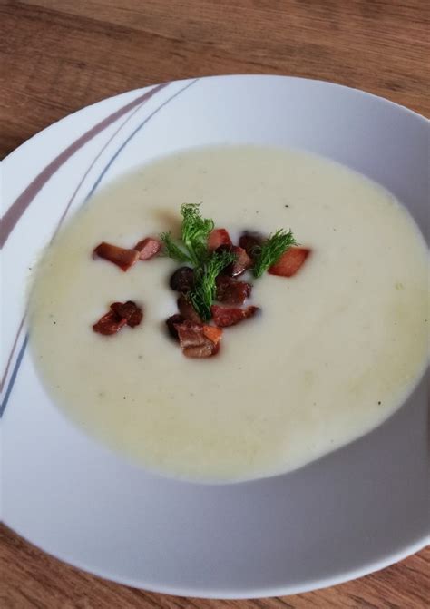 Csicsóka és édeskömény krémleves