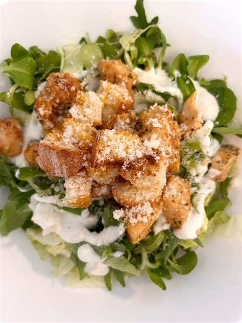 cezar salata romai salataval