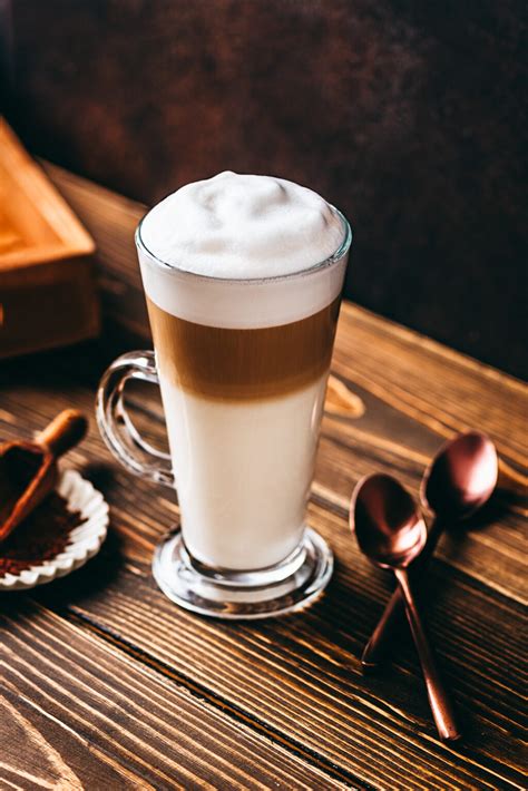 egy latte macchiato, ahogy a rétegek jól láthatók