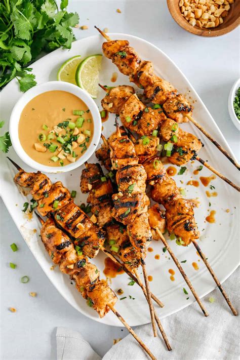 Chicken Satay skewers with peanut sauce