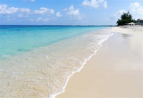 Kajmán-szigetek Seven Mile Beach
