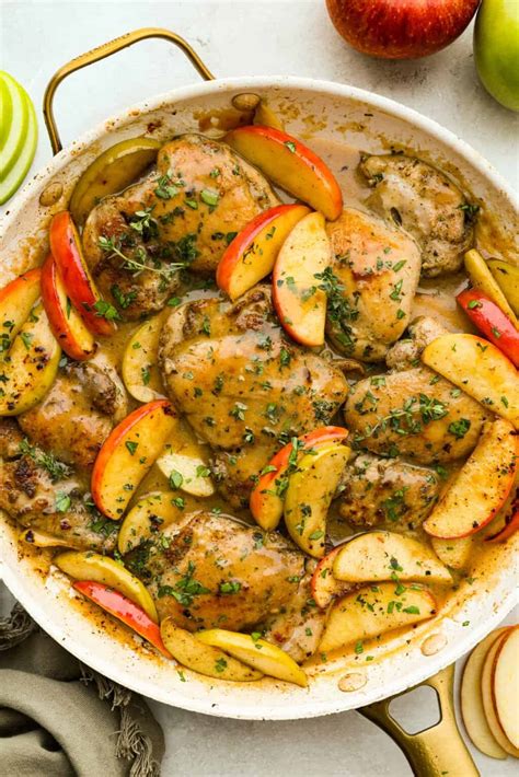 chicken with roasted apples