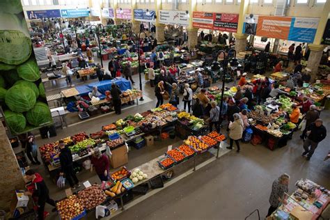 Kecskeméti piac forgataga